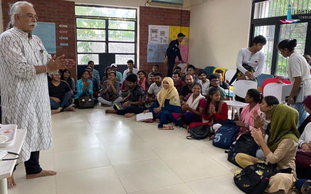 Mr. Indu Prakash Singh visits Kalkaji Lighthouse
