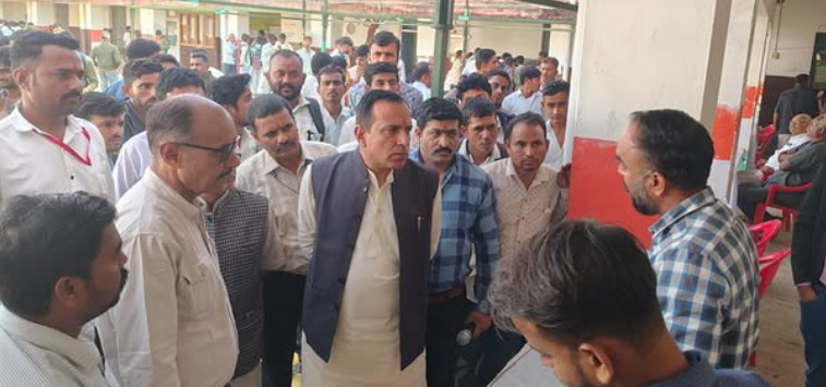 Empowering Balotra: One-on-One Counseling at Govt. ITI Job Fair Sparks New Career Journeys